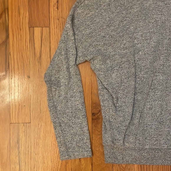 Zsupply Turtle Neck Grey Sweater Small - Picture 6 of 6